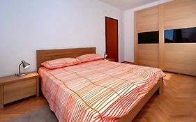 Apartments Beakovic